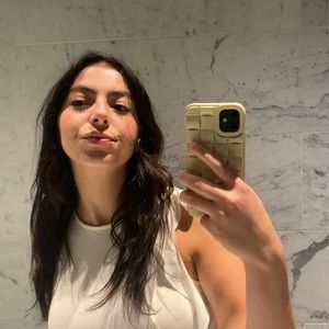 Meet your Posher, Reese